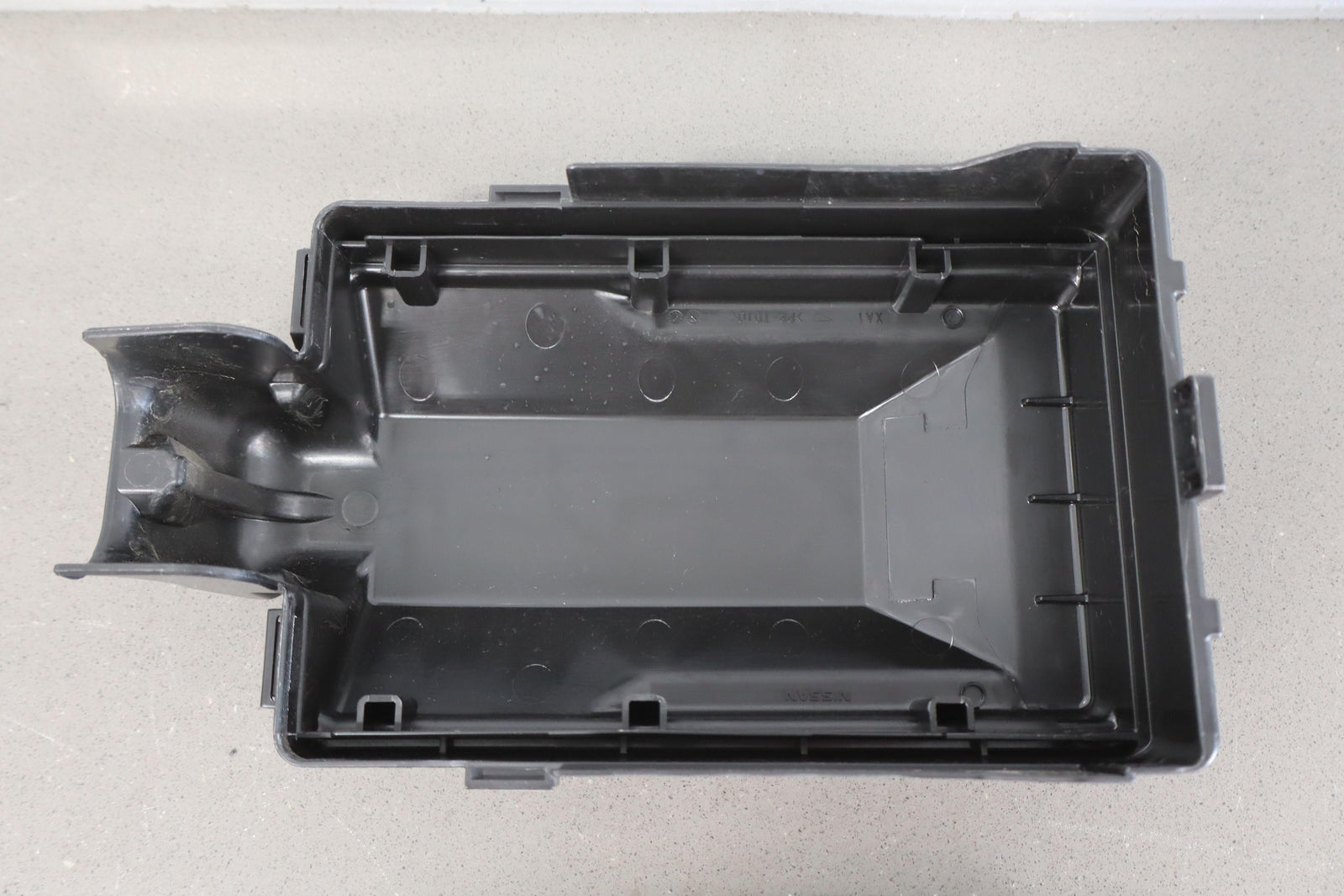 Nissy　BOX 2023-2024 Nissan Z 400z RZ34 Underhood Engine Fuse Box – J & J