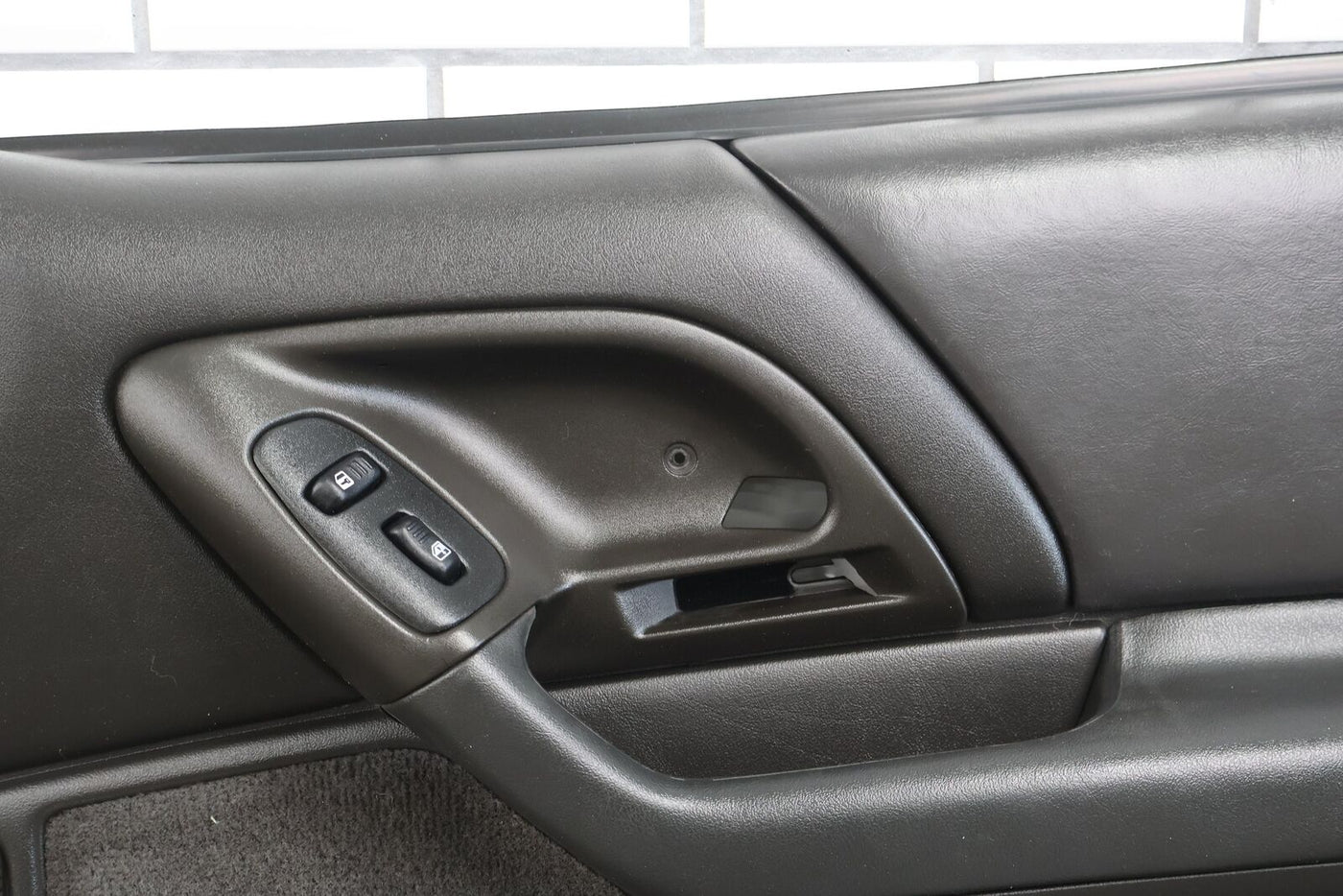 00-02 Chevy Camaro Convertible Pair LH&RH INterior Door Trim Panels (Black 19i)