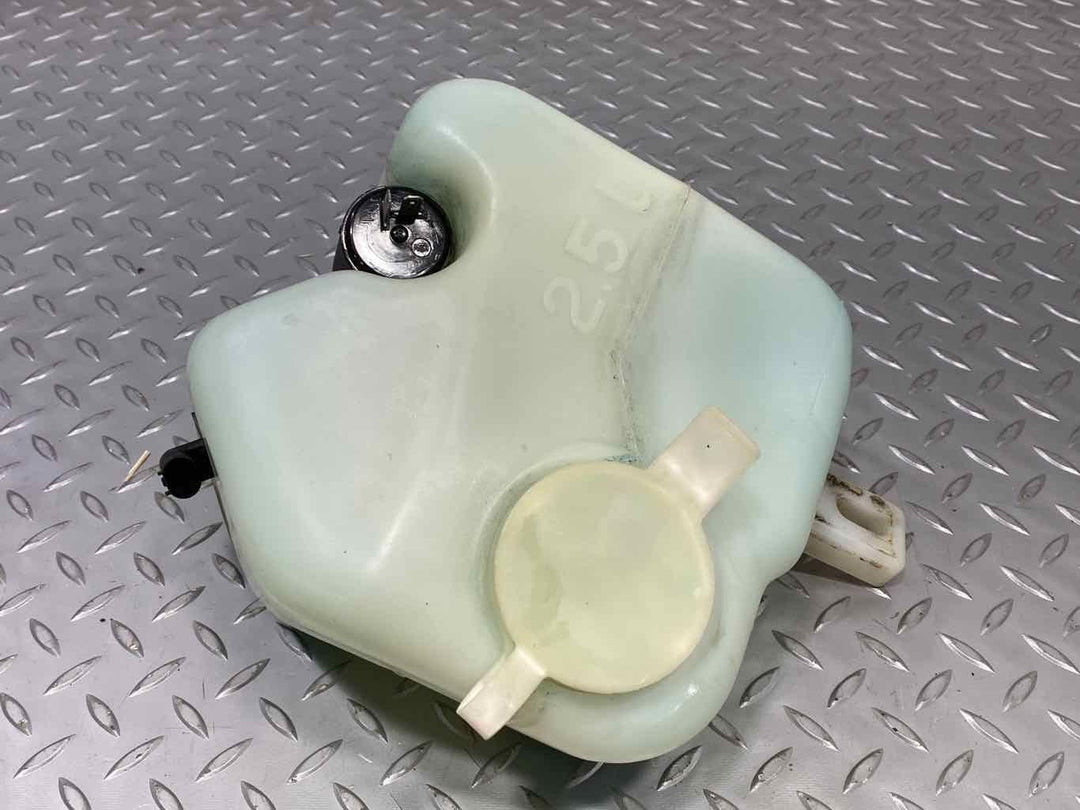 97-99 BMW M3 Convertible Windshield Washer Fluid Reservoir W/ Motor & Cap