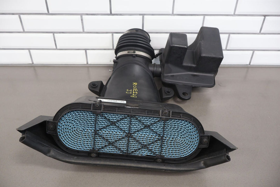 08-13 Chevy C6 Corvette 6.2L LS3 OEM Air Cleaner W/Intake/Resonator/Box (No MAF)