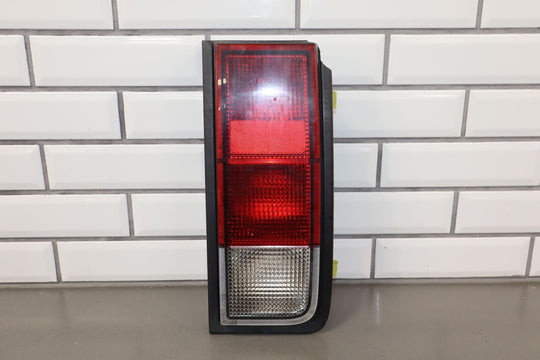 05-09 Hummer H2 SUV RH Right Passenger Tail Light Lamp Body Mounted OEM