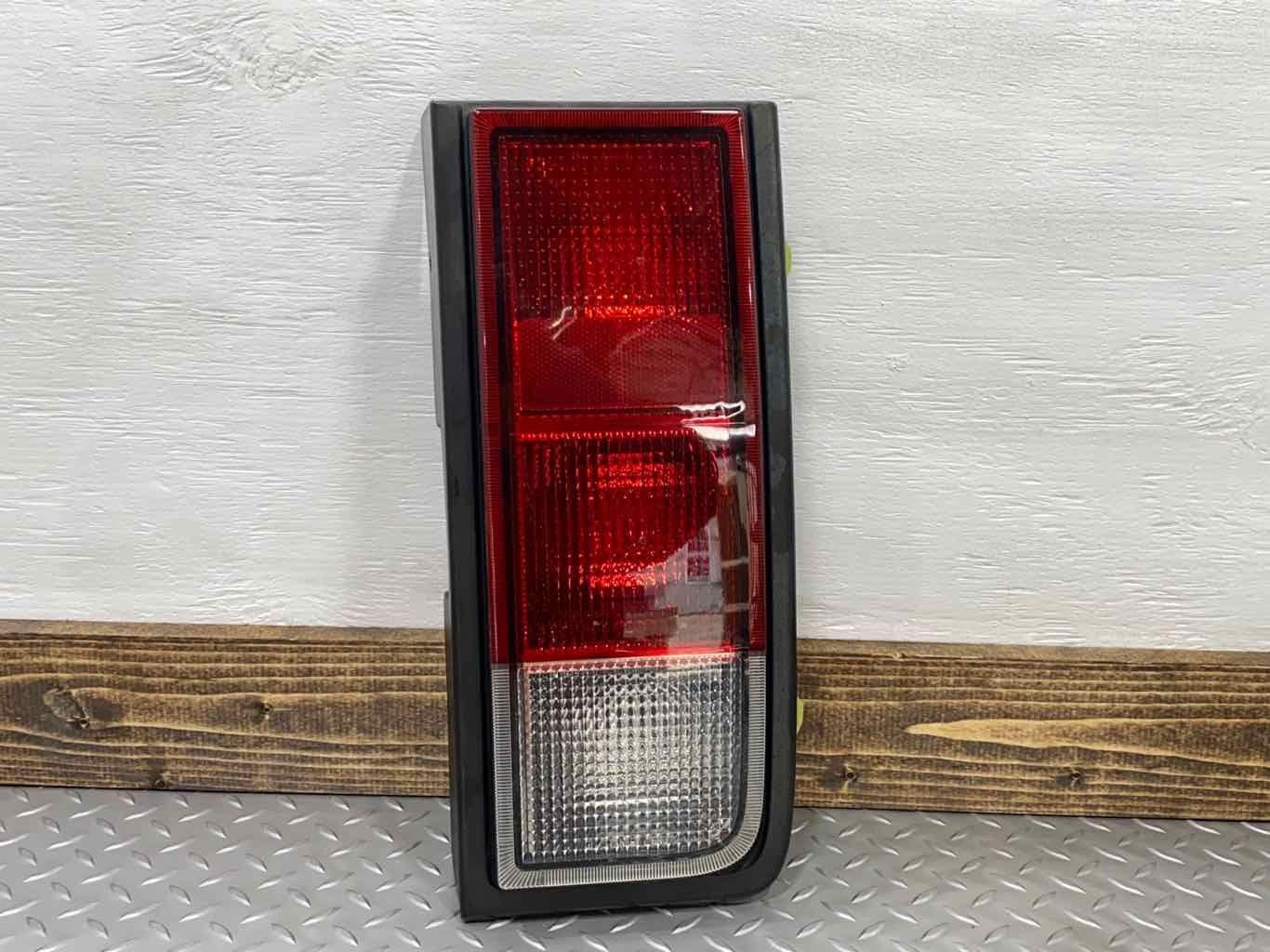 05-09 Hummer H2 Right RH Rear Tail Light (Clean Red/Clear Lense) Tested