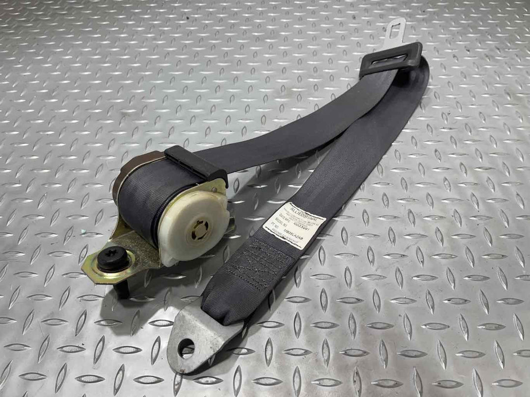 97-99 Plymouth Prowler Left LH Driver Seat Belt Retactor (Agate LLAZ) See Notes