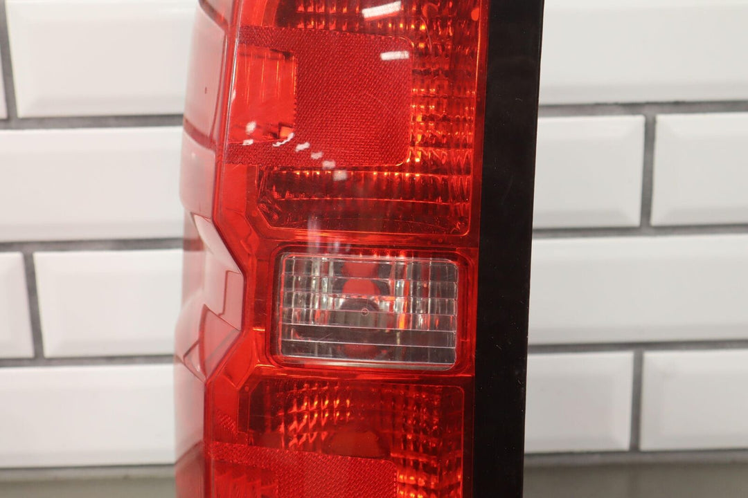 2014-2015 Chevy Silverado Driver Left Tail Light Tail Lamp OEM