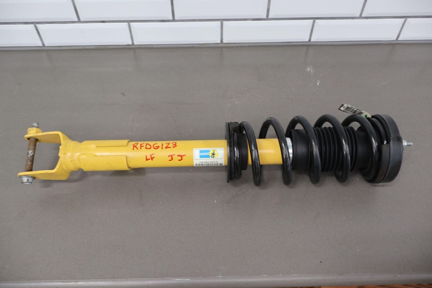 15-22 Dodge Challenger R/T 392 Front Left Bilstein Strut (05181350AI) 89K