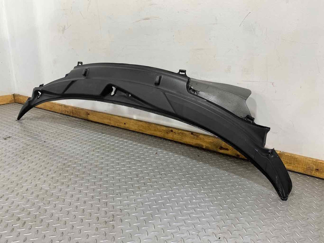 05-12 Porsche 911 Carrera 997 Front Center Cowl Vent Panel W/O Seal (Black)