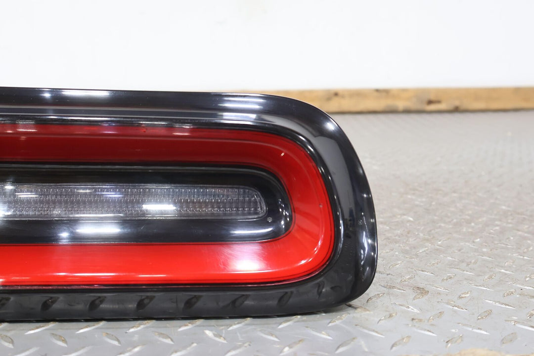 15-22 Dodge Challenger Right RH Quarter Panel Mounted LED Tail Light (Tested)