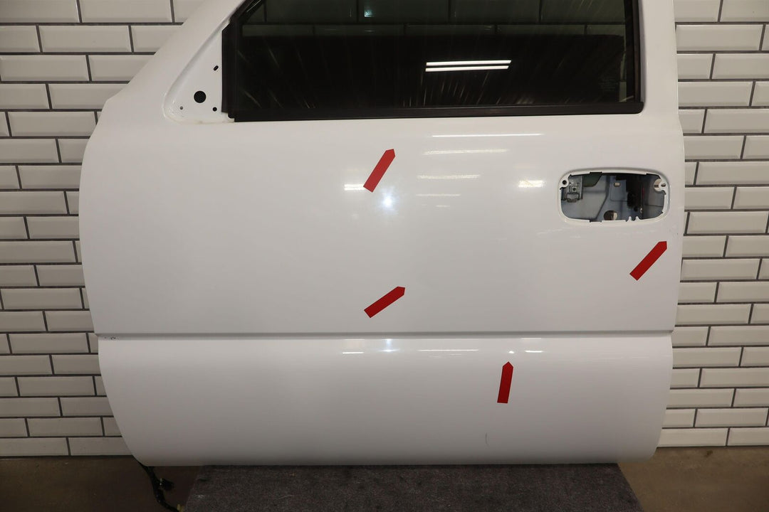 99-06 Chevy Silverado Sierra Front Left LH Electric Door W/Glass (Summit White)