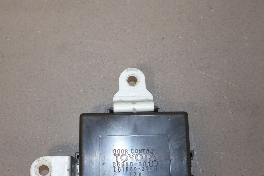 1996-1997 Lexus LX450 Land Cruiser Front Left Door Control Module (85980-60110)