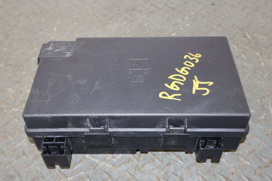 15-22 Ram 1500 TIPM Module Engine Fuse Box (68258527AA) W/Lid