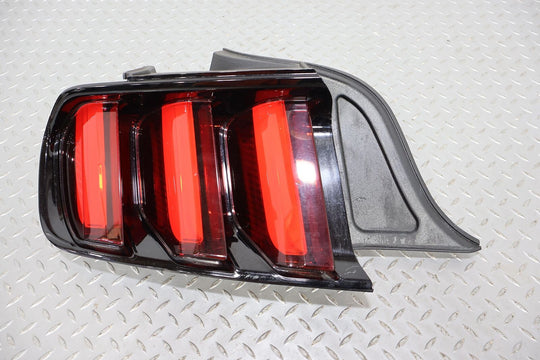 15-18 Ford Mustang Left LH Driver OEM LED Tail Light Lamp (Tested)