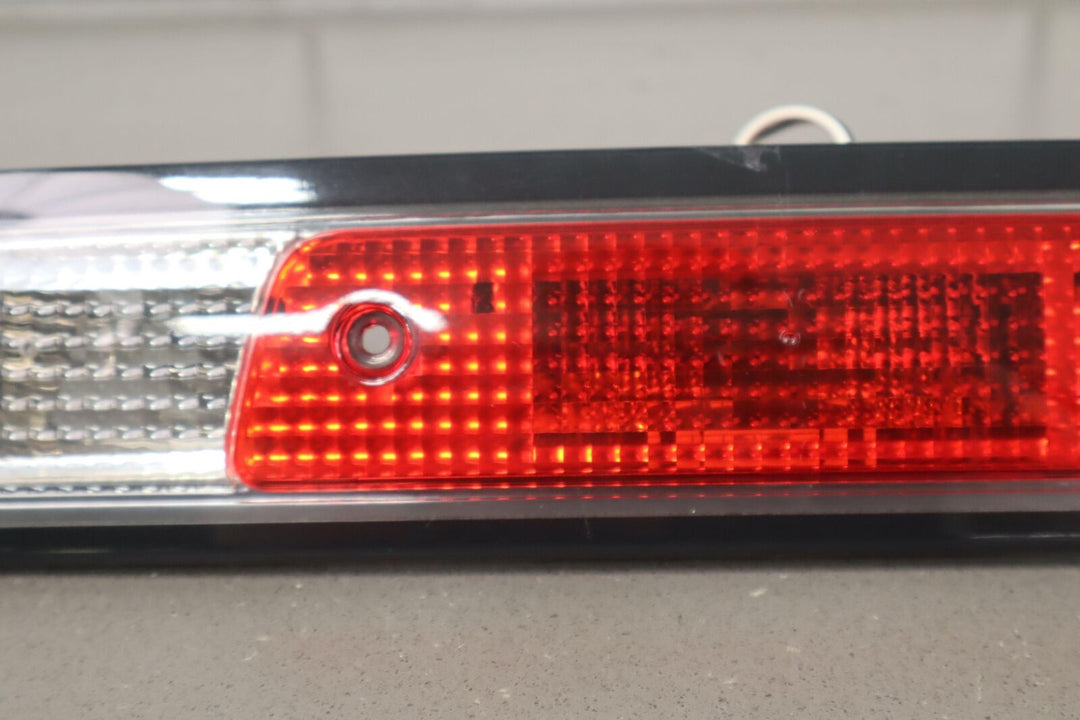 19-22 Ram 1500 Crew Cab OEM Incandescent 3rd Brake Light W/Black Housing -Tested