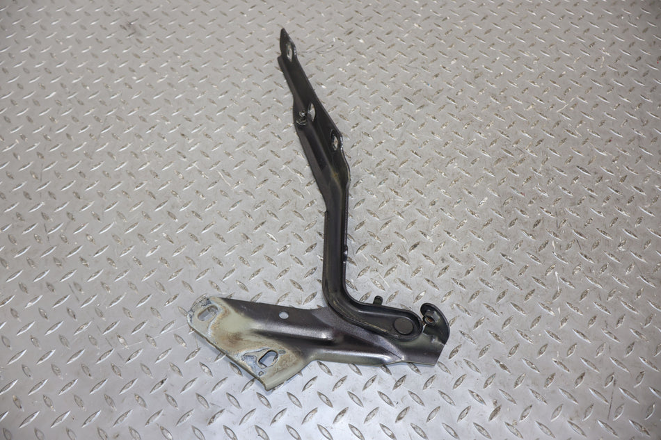 2016 Ram 1500- Hood Hinge