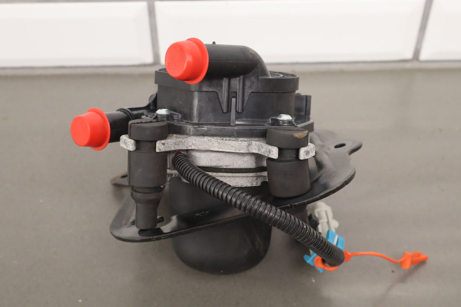 2000-2004 Chevrolet Corvette Air Pump 12568382