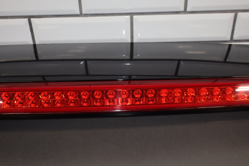 2009 Cadillac Escalade ESV- 3rd Brake Light