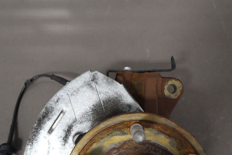 2012 Chevrolet Suburban 1500- SPINDLE KNUCKLE FRONT