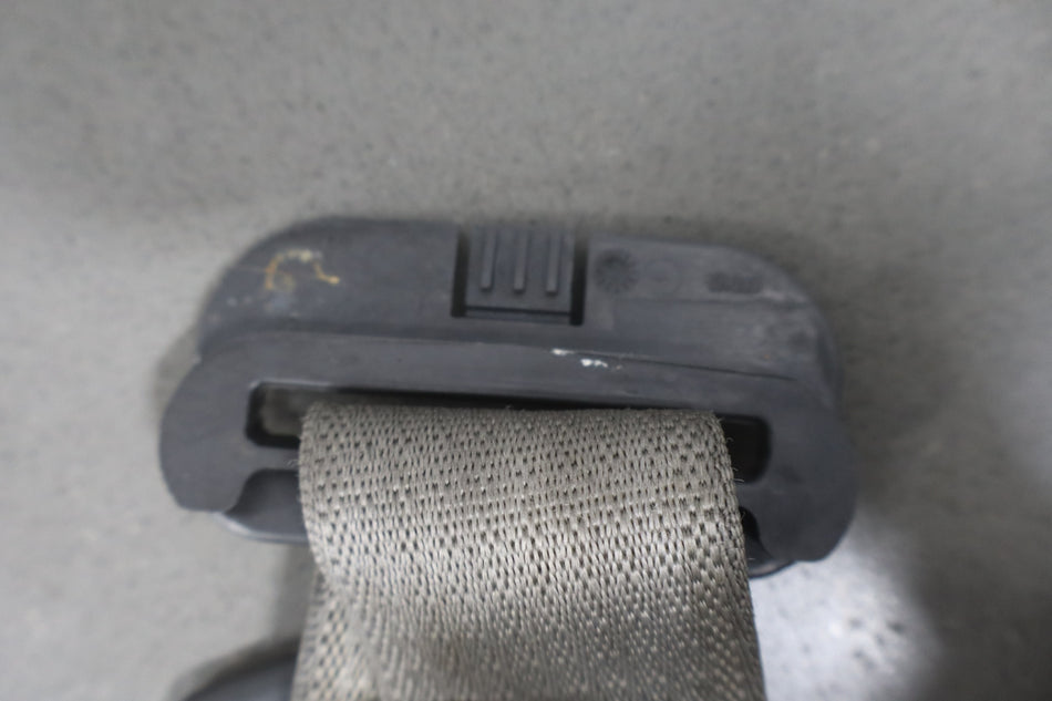 2006 Chevrolet Corvette Left Front Seat Belt Titanium Ebony 843