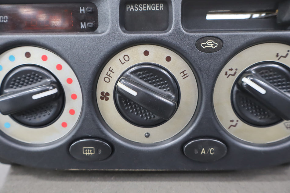 2002 Toyota MR2 W30- Climate Control