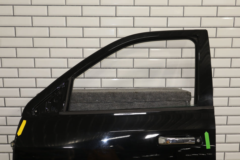 09-18 Ram 1500/2500/3500 Quad/Crew Cab Left Front Door Black PX8