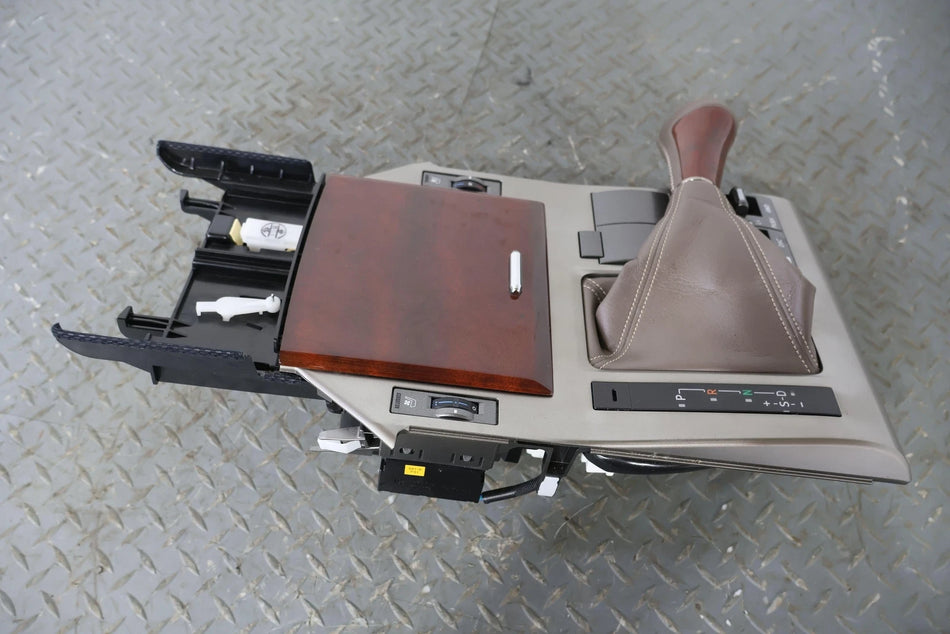 2013 Lexus GX460- Front Console