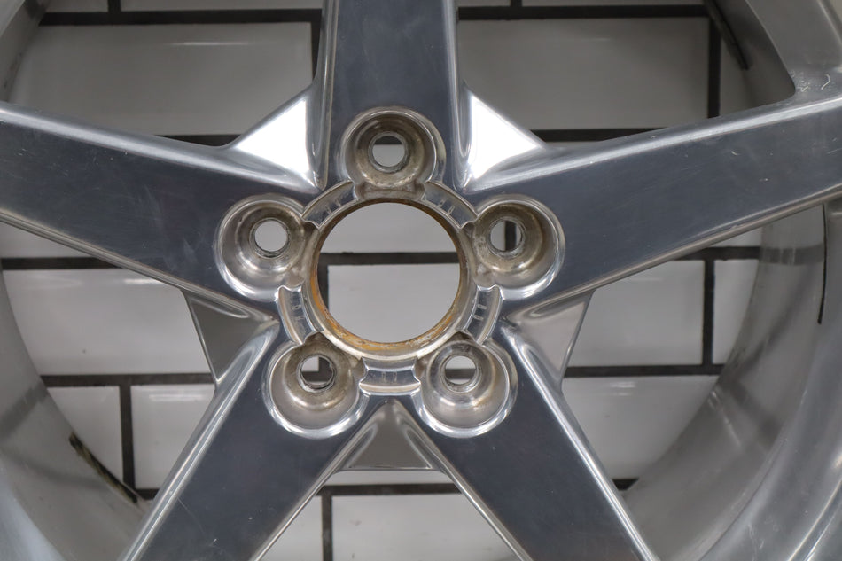 2005 Chevrolet Corvette C6- Wheel
