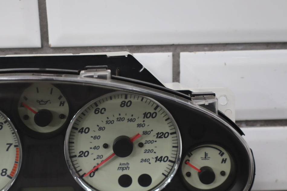 1999-2000 Mazda MX-5 Miata Speedometer NC1055471 166106 Miles