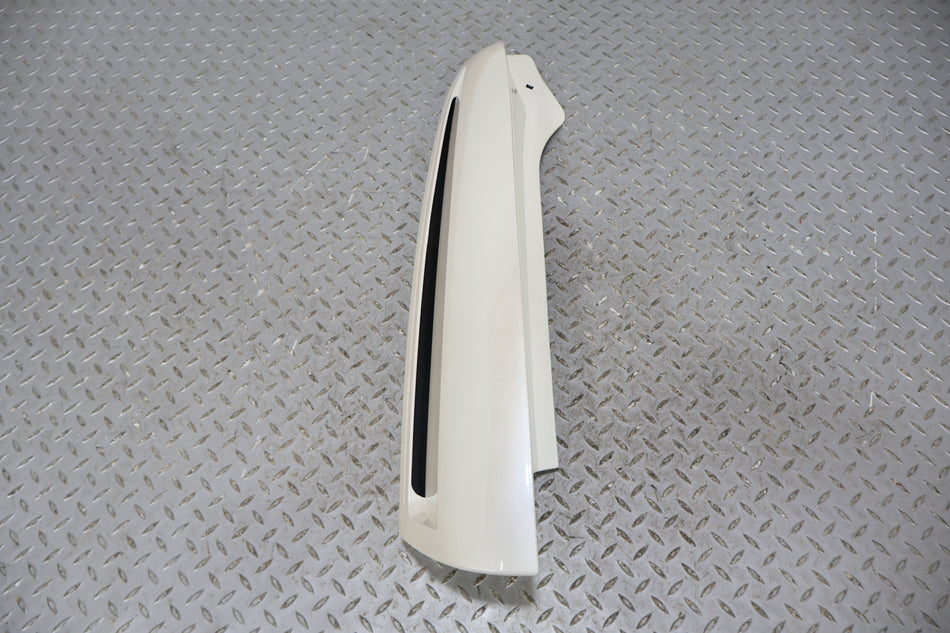 03-06 Escalade Short WB Right Rear Upper Tail Panel Mouldings -White Diamond 98U