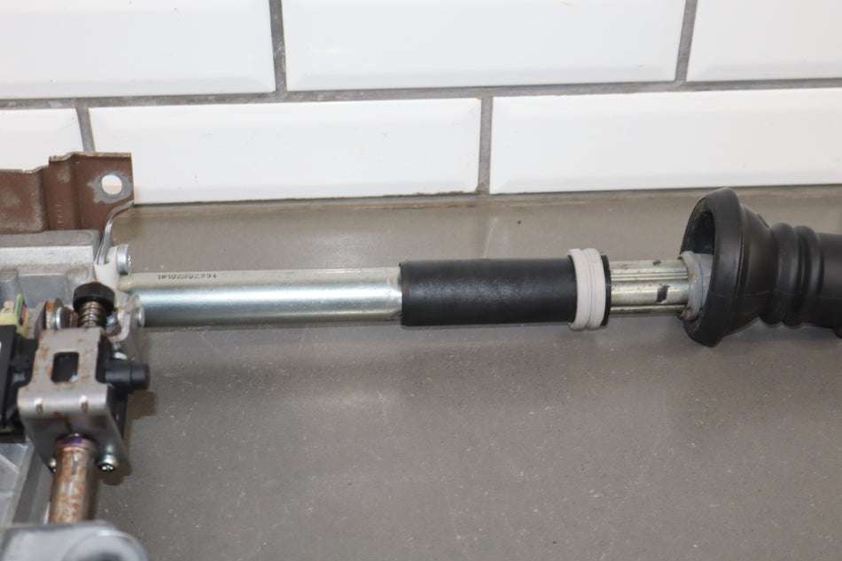2018 Tesla Model 3 Base Steering Column 1044811-00-F