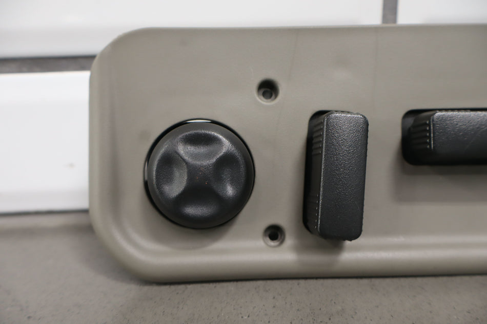 2004 Hummer H2- Seat Switch