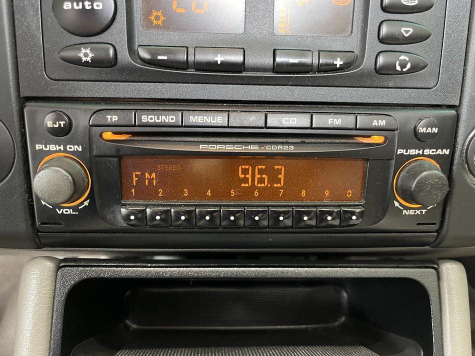 2003 Porsche Boxster- Radio