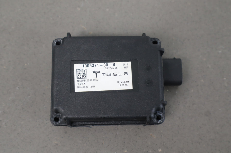 2016 Tesla Model S- Chassis Control Module
