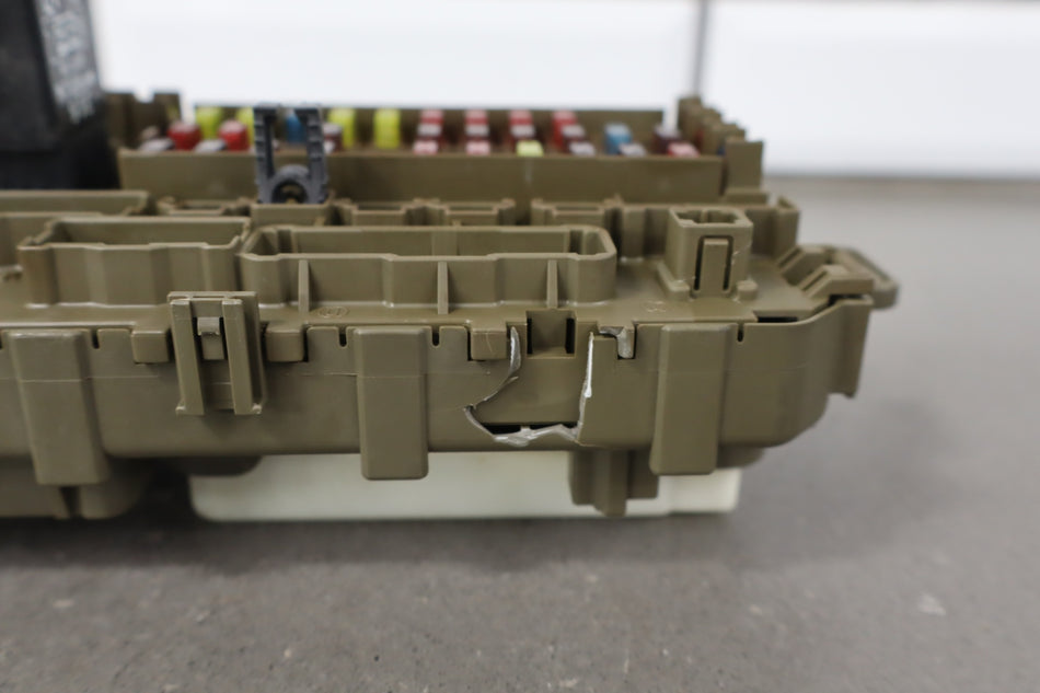 1999 Honda CR-V- Cabin Fuse Box