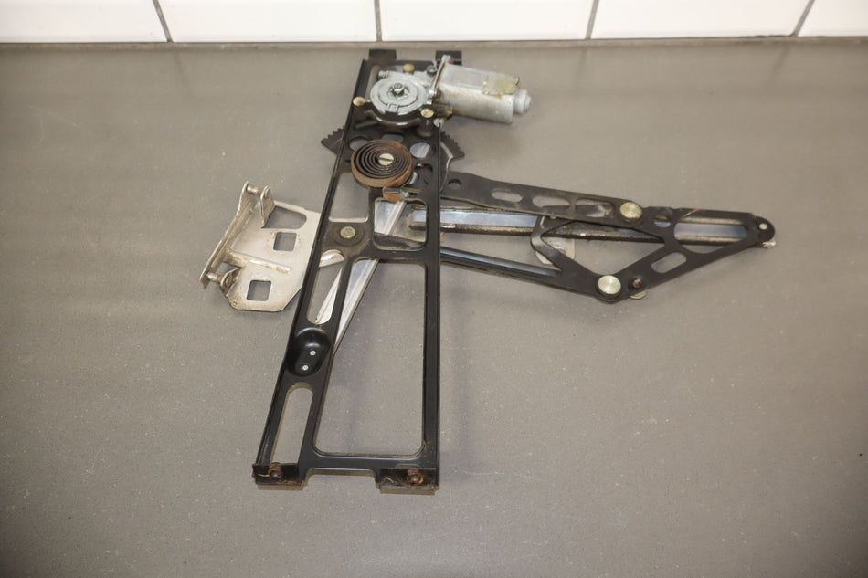 1986-1996 Chevrolet Corvette Right Front Door Regulator 22063224 OEM