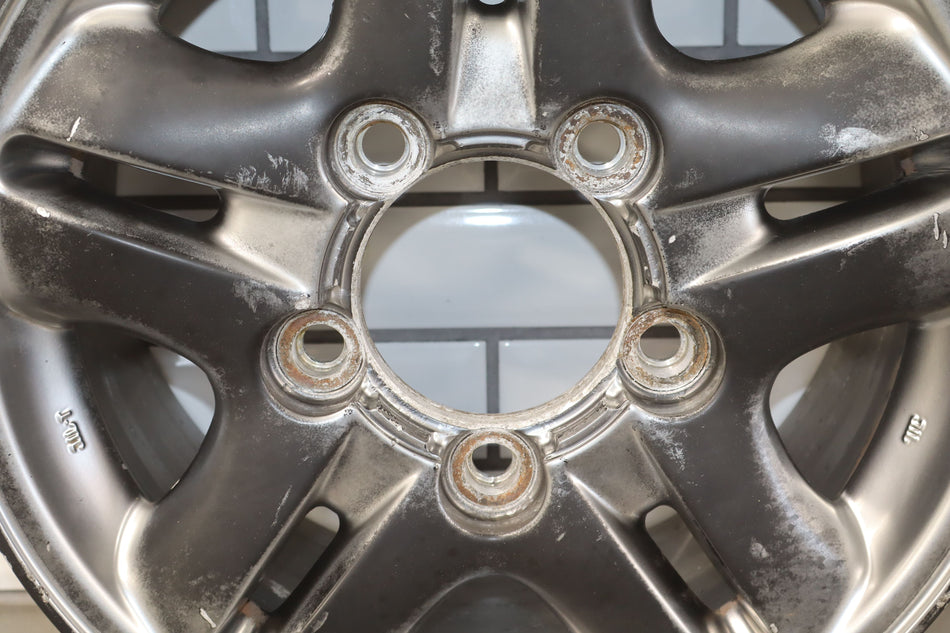 2002 Lexus LX470- Wheel