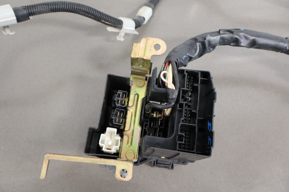 1999 Mazda MX-5 Miata- Engine Fuse Box