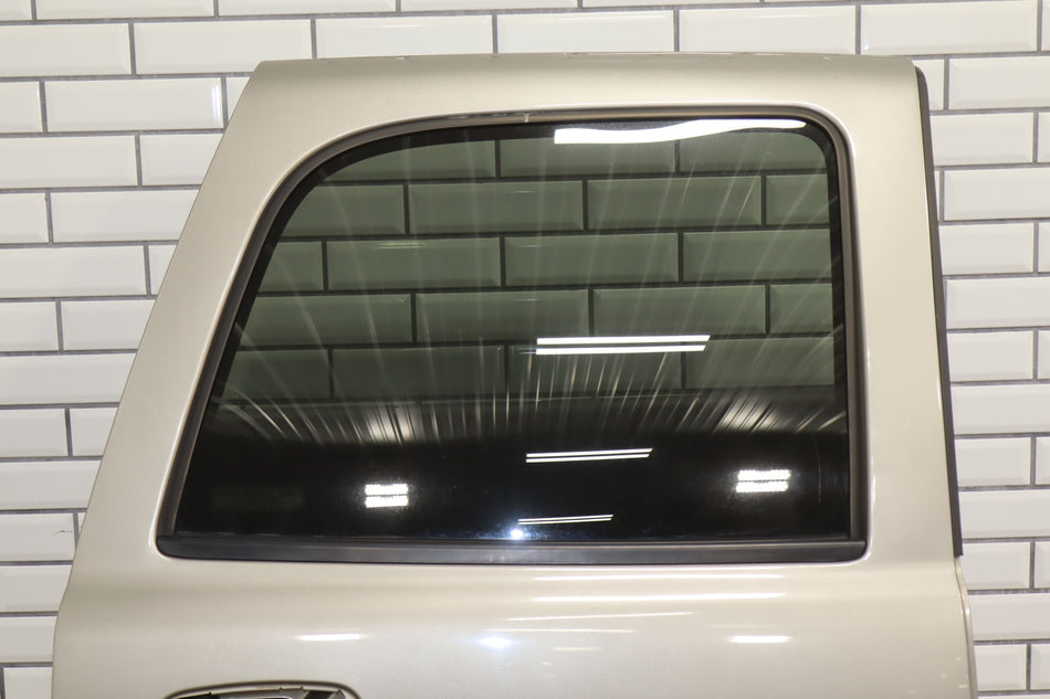 2001 GMC Yukon- Right Rear Door