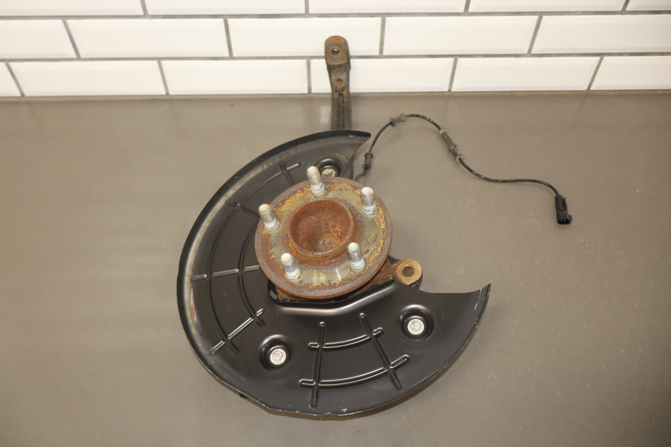 2013 Dodge Challenger Left Front Spindle