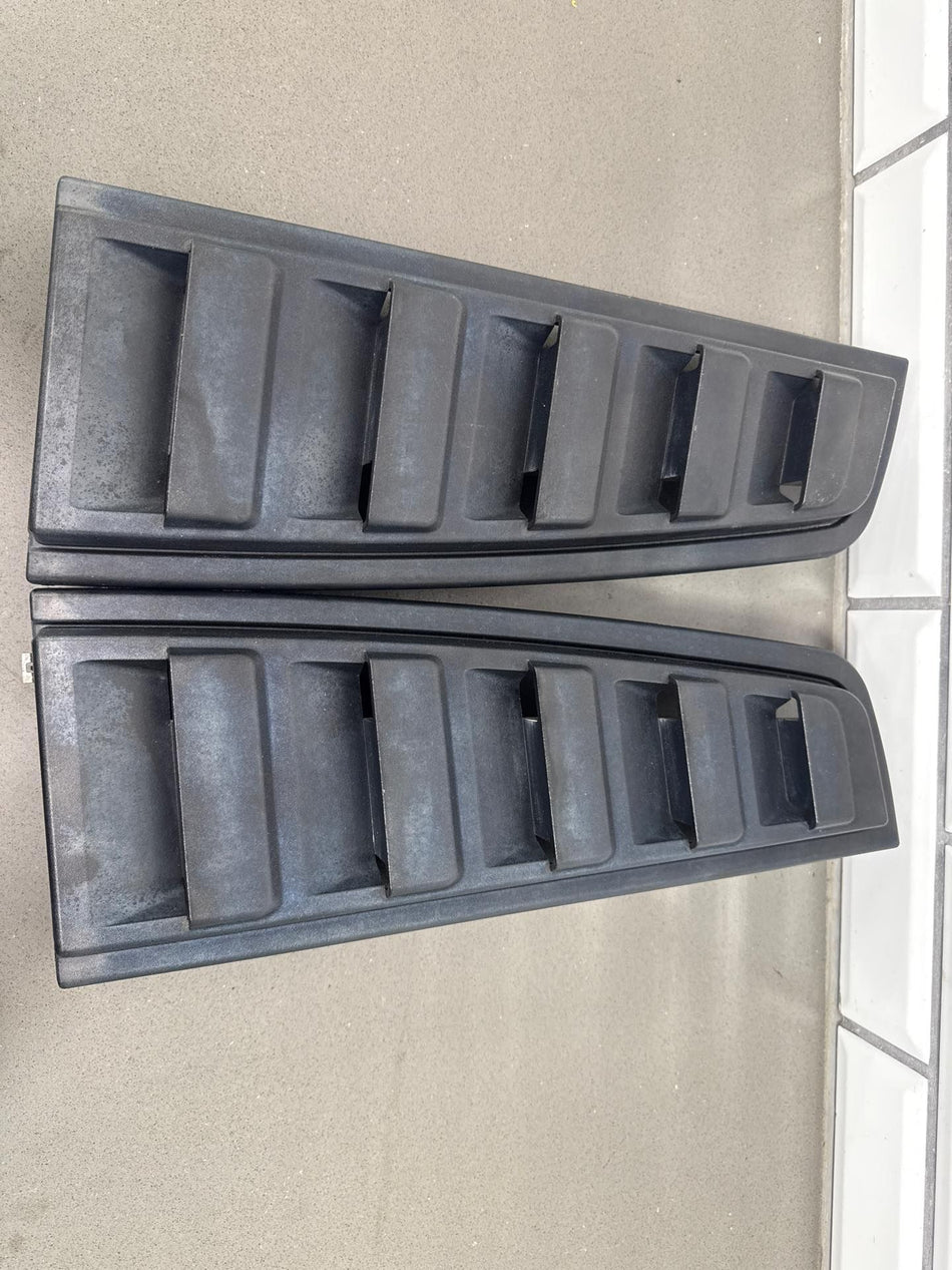 03-09 Hummer H2 Pair of Rear Tail Light Upper Trim Panel Moldings *Repaired*