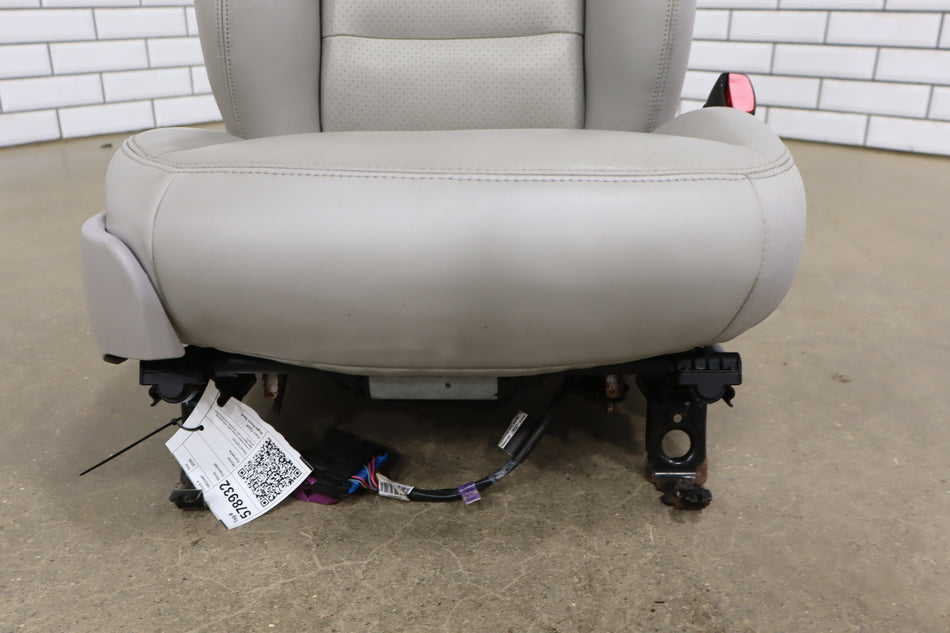 2008 Chevrolet Corvette Right Front Seat Leather Black 843 20784695