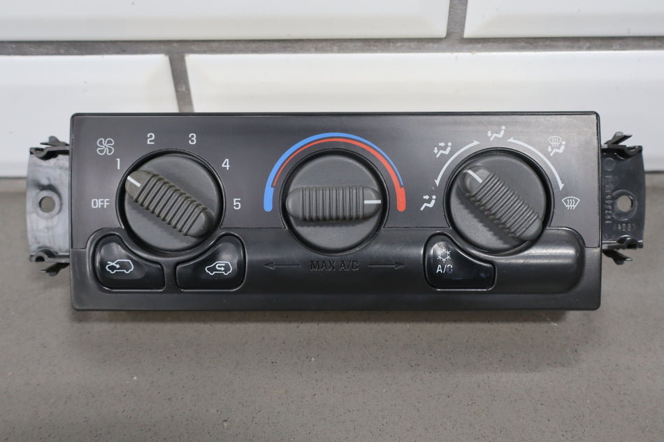 2001 Chevrolet Silverado 2500 GMT800- Heater/AC Controls