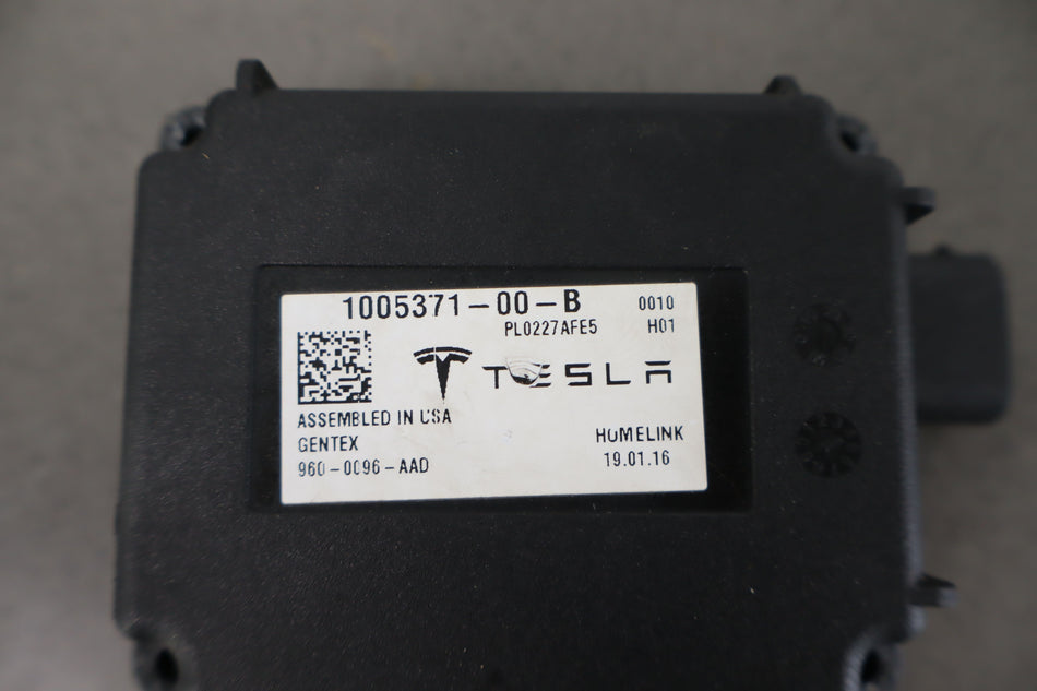 2016 Tesla Model S- Chassis Control Module