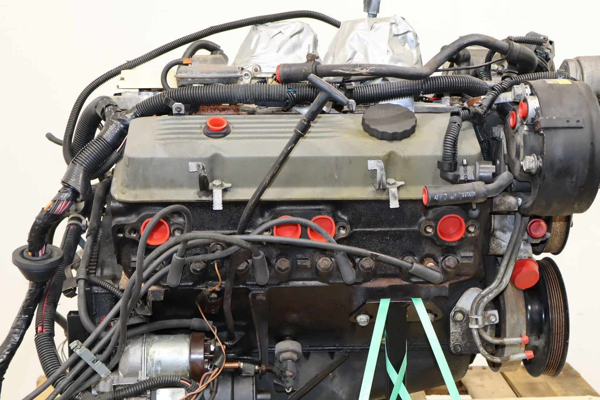 82-84 Chevrolet Corvette Engine 5.7L L83 101293 | High Leakdown Core