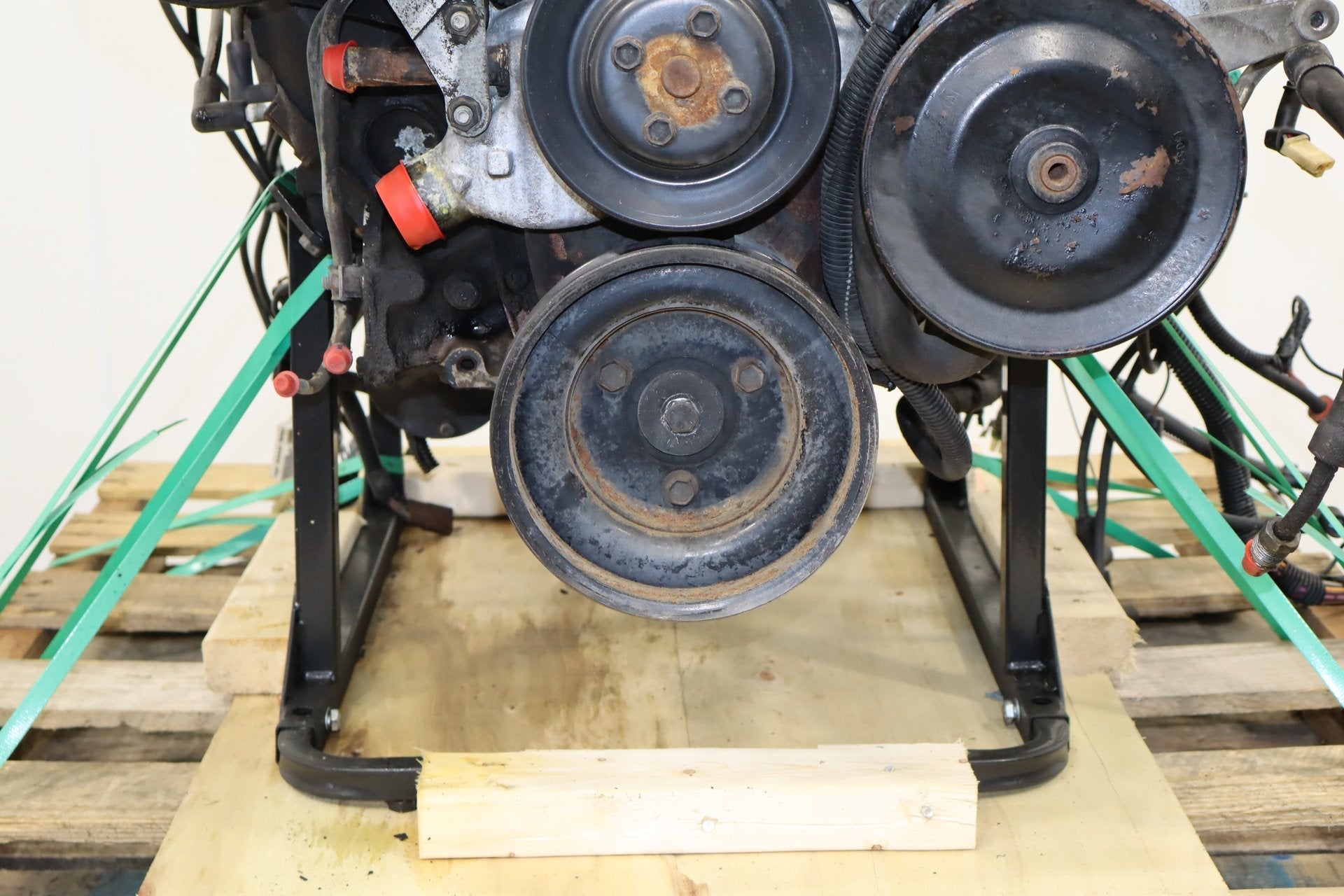 82-84 Chevrolet Corvette Engine 5.7L L83 101293 | High Leakdown Core