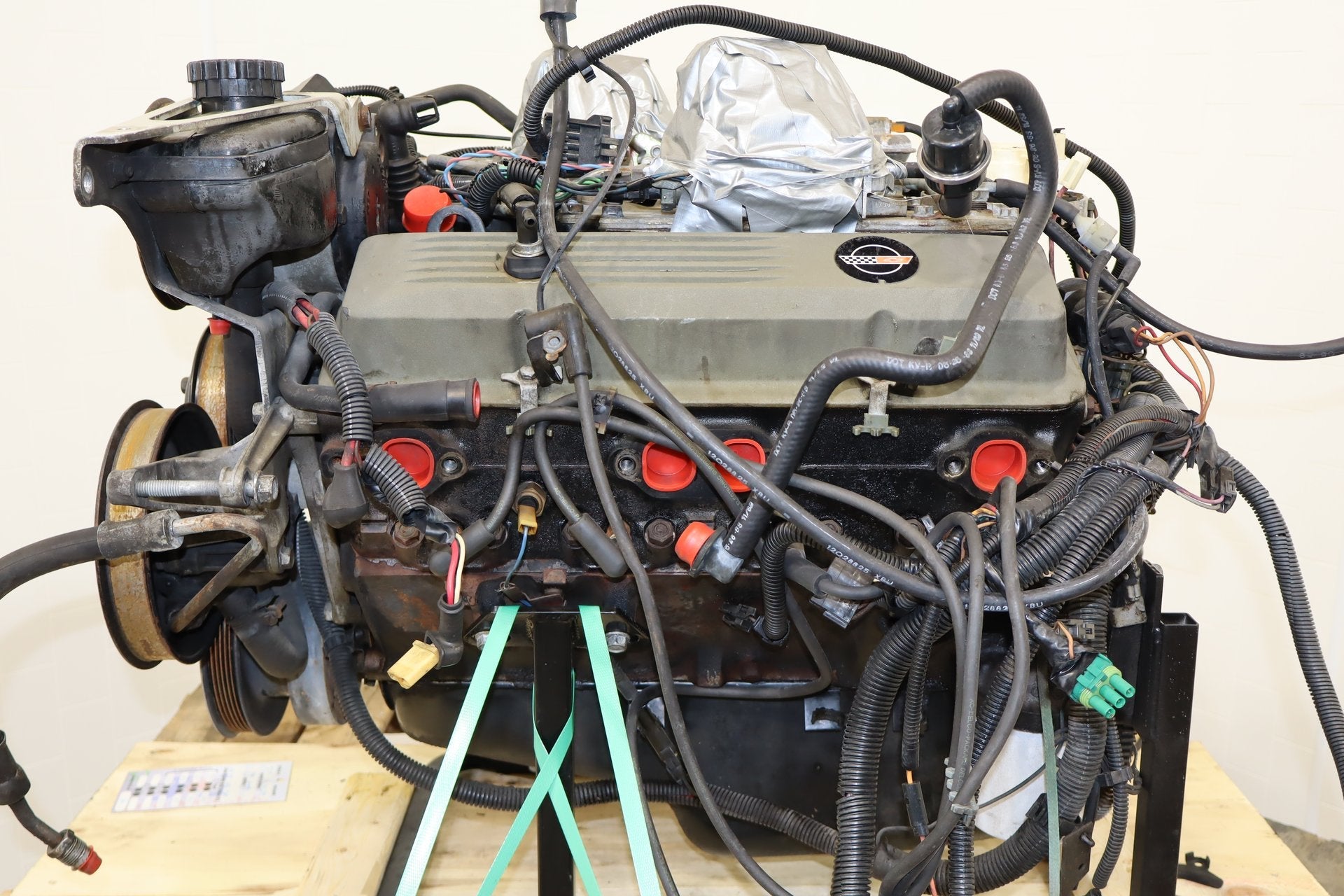 82-84 Chevrolet Corvette Engine 5.7L L83 101293 | High Leakdown Core