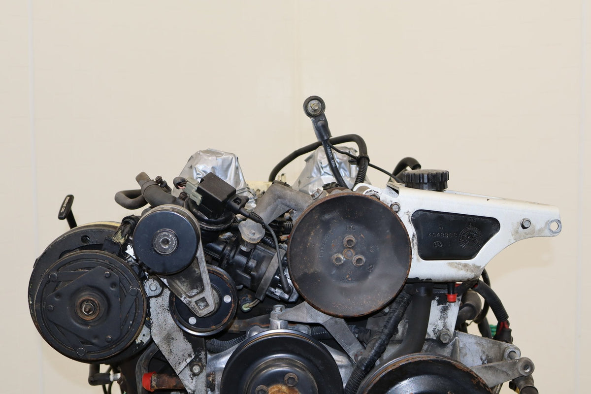 82-84 Chevrolet Corvette Engine 5.7L L83 101293 | High Leakdown Core