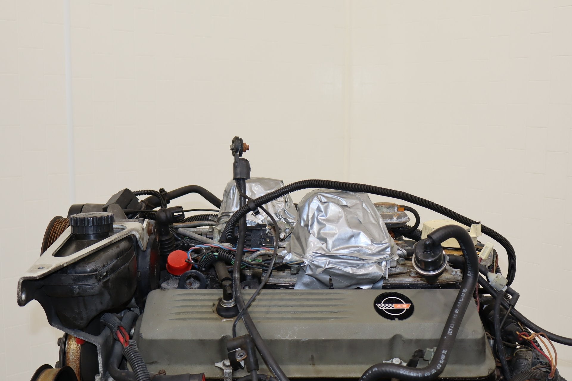 82-84 Chevrolet Corvette Engine 5.7L L83 101293 | High Leakdown Core
