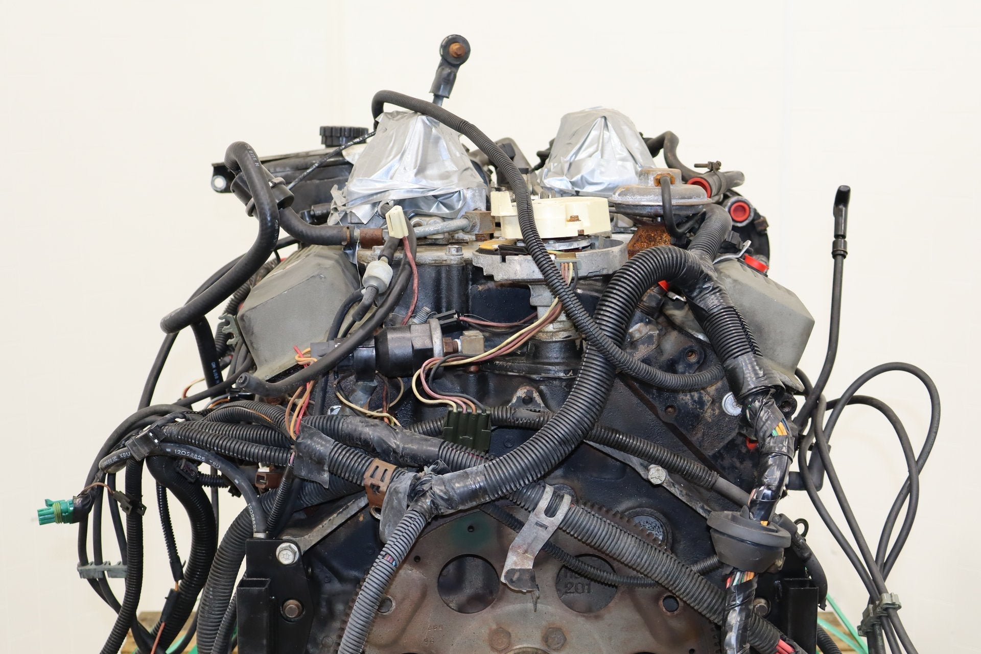 82-84 Chevrolet Corvette Engine 5.7L L83 101293 | High Leakdown Core