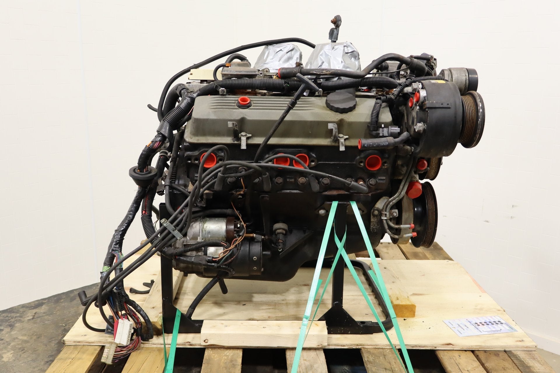 82-84 Chevrolet Corvette Engine 5.7L L83 101293 | High Leakdown Core