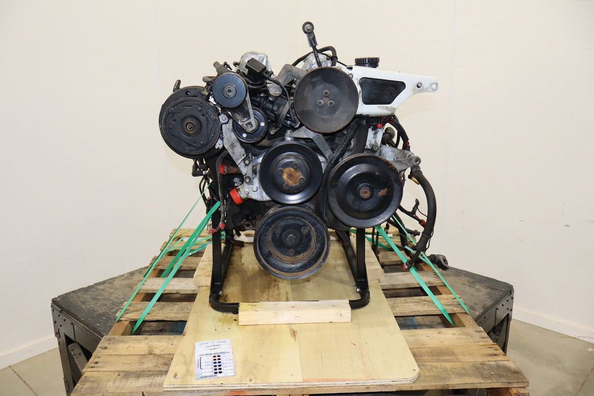 82-84 Chevrolet Corvette Engine 5.7L L83 101293 | High Leakdown Core