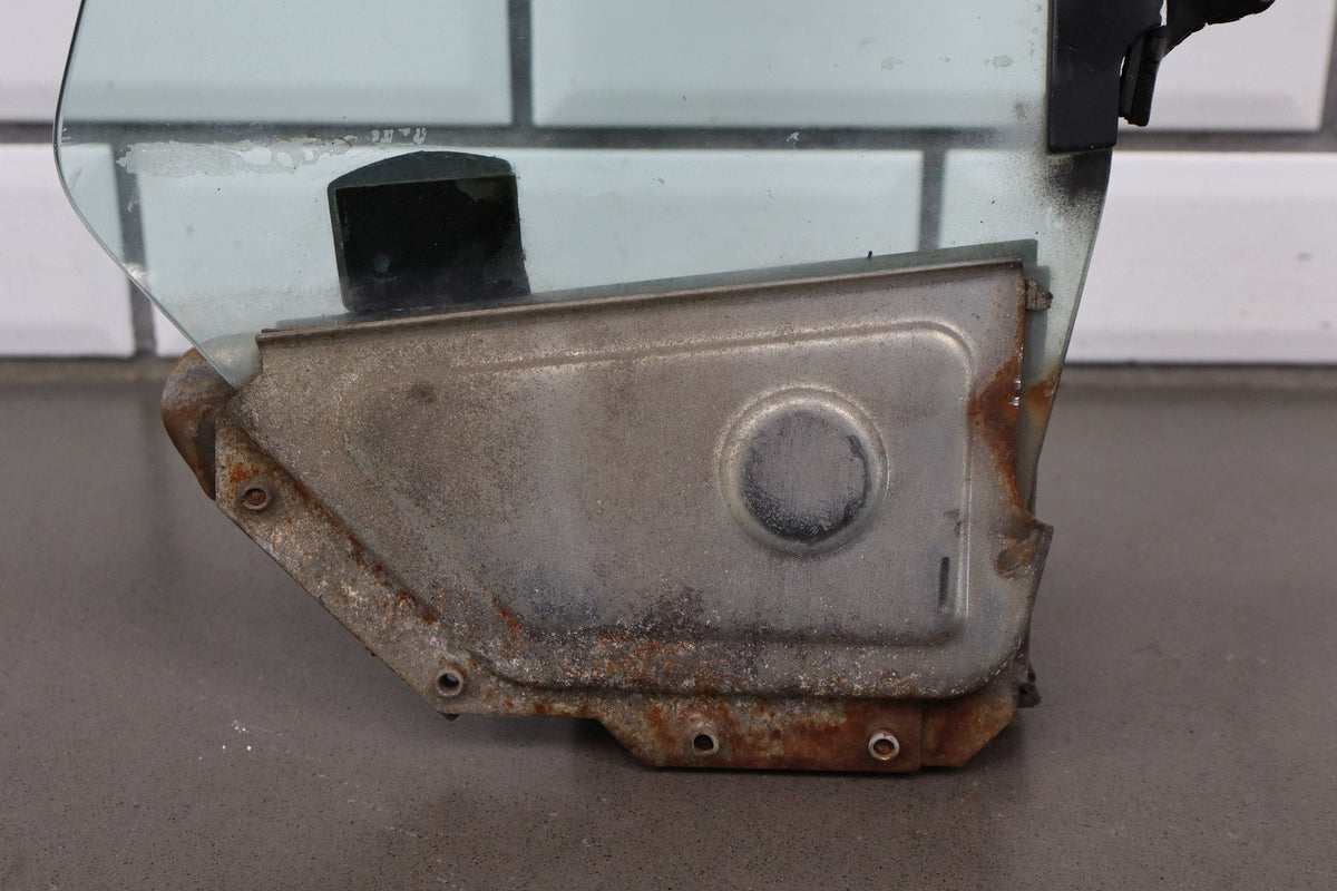 83-93 Ford Mustang (Fox) Conv RH Quarter Glass Tested